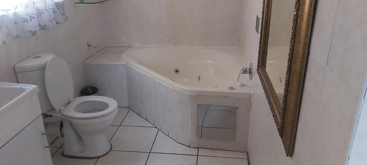 African Elephant Guesthouse Germiston Luaran gambar