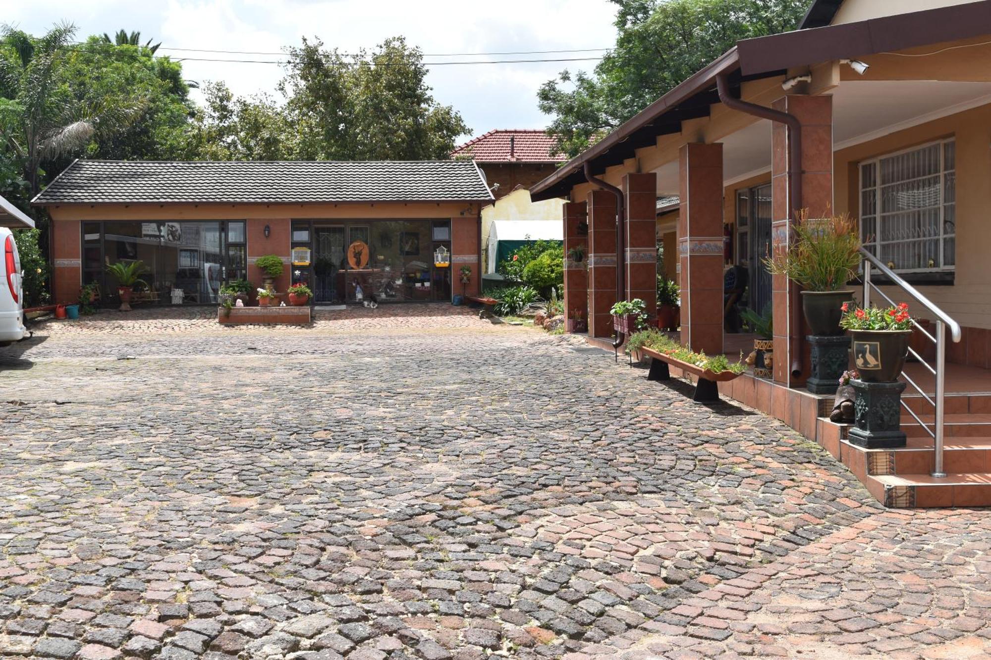 African Elephant Guesthouse Germiston Luaran gambar